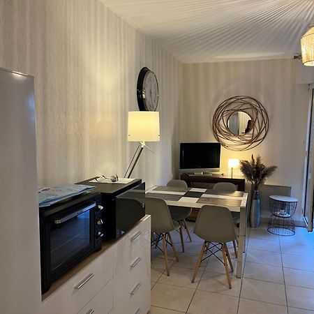 Appartement T2 Avec Terrasse Centre Ville D'Aix En Provence Aix-en-Provence Exterior foto
